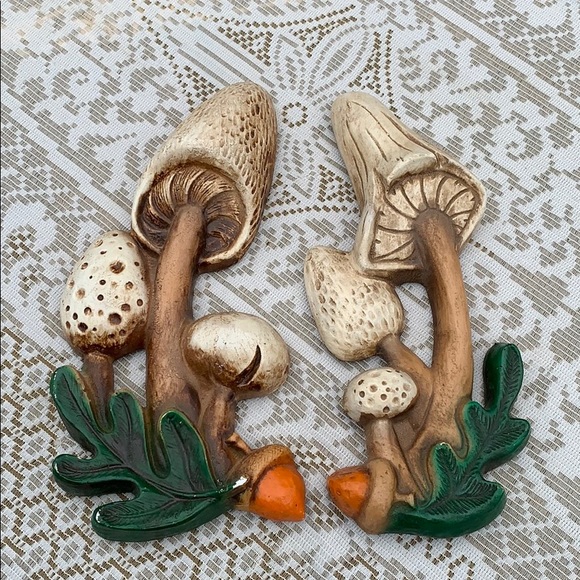 pics Vintage Mushroom Wall Decor vintage pair of chalkware mushroom wall plaques